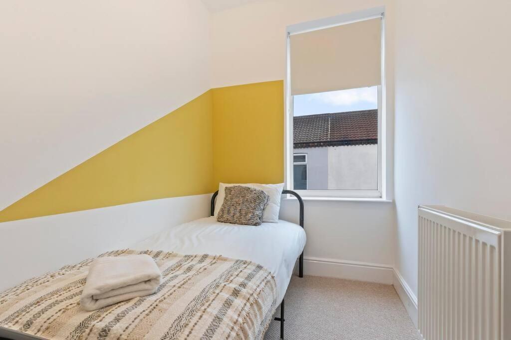 Elton House - Prime Location - Free Parking, Fast Wifi And Smart Tv By Yoko Property Redcar Exterior foto