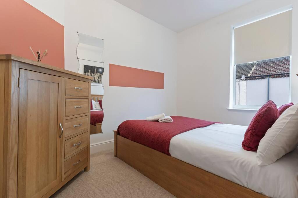 Elton House - Prime Location - Free Parking, Fast Wifi And Smart Tv By Yoko Property Redcar Exterior foto